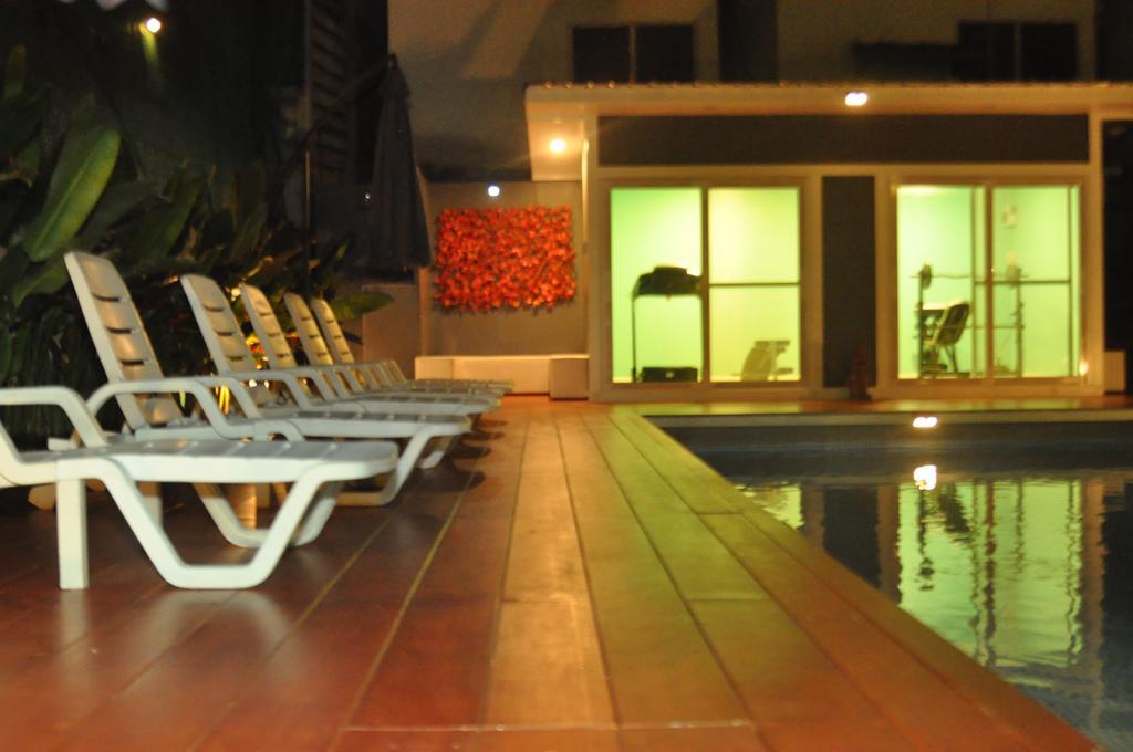 Kriss Residence Bangkok Exterior foto