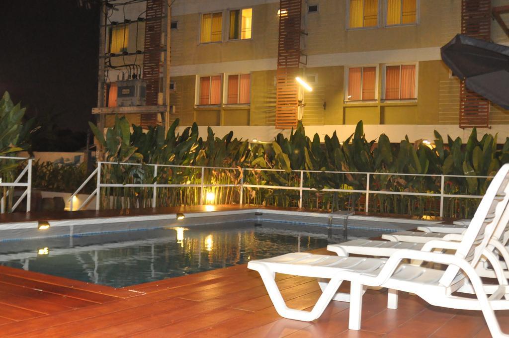 Kriss Residence Bangkok Exterior foto
